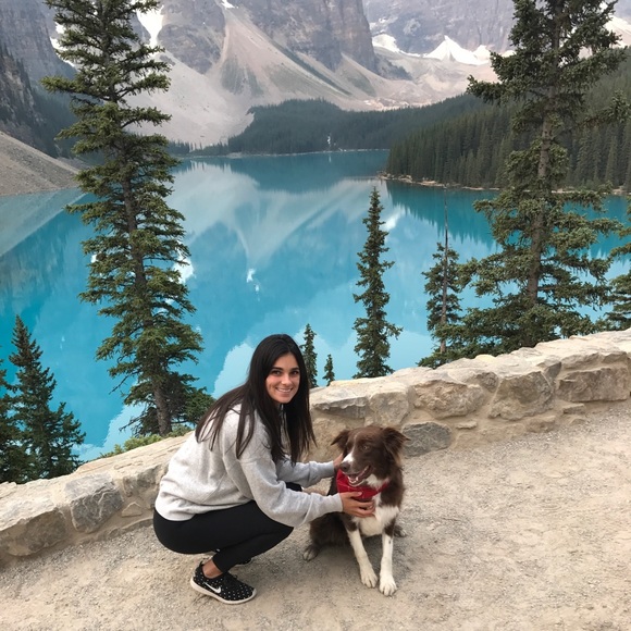 Meet your Posher, Erica - Picture 1 of 5